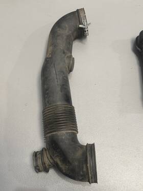 9961102216r Porsche Boxster 986 Air Intake Tube Oem Genuine