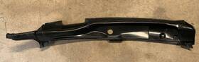 4867289 Saab 98 99 00 01 02 03 Lower Cowl Air Inlet Compartment