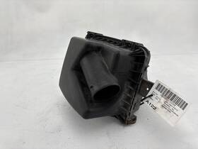 22701270 Saturn 2002-2007 Vue Air Intake Cleaner Box Oem