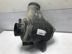 P607207 Sterling Acterra Right/passenger Air Cleaner - Used P/n