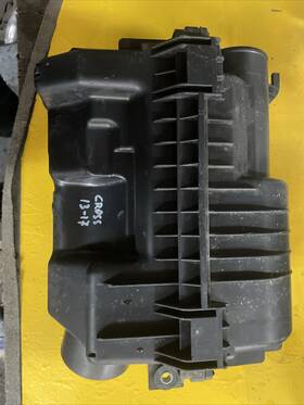 16520aa220 Subaru 14-16 Xv Crosstrek Hybrid Air Box Oem