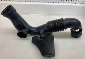 A12ae12 Subaru 2003 Outback Air Intake Tube P/n Genuine Oem Part
