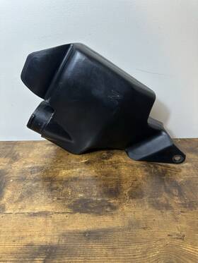 A21fc02 Subaru 2000 - 2002 Forester Engine Air Cleaner Duct Tube Front Oem A21fc02 Subaru 2000 - 2002 Forester Engine Air Cleaner Duct Tube Front Oem