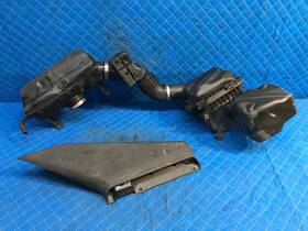 A43ag02 Subaru 2005 Outback 3.0 Wagon Air Intake Filter Cleaner Box Assembly Oem