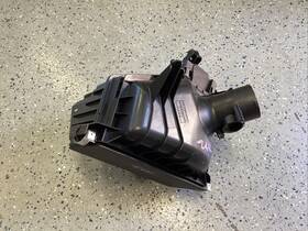 17700-77300 Toyota 2021-2025 Mirai Air Cleaner Assembly Oem