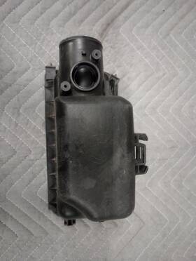 17705-21030 Toyota 17705-21031 Genuine Air Cleaner Cap Sub-assembly