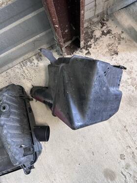 17893-74300 Toyota 17893 74300 94 99 Celica Oem Intake Resonator Air Box Silencer Chamber