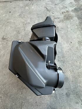 72620062 Toyota 2020-2025 Gr Supra Air Cleaner Box Filter Intake Assembly Oem