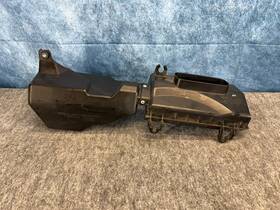 Toyota A52cc00 Gr86 2022-2025 Engine Air Cleaner Intake Filter Top Housing Box Oem