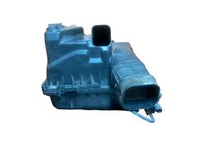 Am-450811361 Toyota Engine Air Box Filter Housing Fits 04-08 Lexus Es330 Rx330 Camry Solara