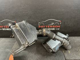 1770062100 Toyota Trucks 99-02 4runner 3.4 Air Intake Cleaner Filter Box With Tubes And Meter