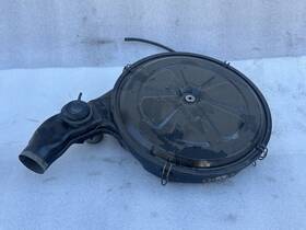319.tr1g76 Triumph 1975 1976 1977 1978 1979 1980 Spitfire 1500 Air Cleaner Filter Housing