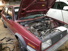 319.vw1h86 Volkswagen Jetta 1986 Air Cleaner 1170489