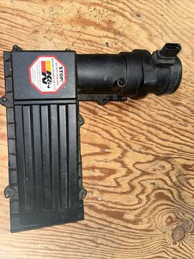 Tl9009489 Volkswagen Passat Cc 2009 Air Filter Box Cover Sau28682