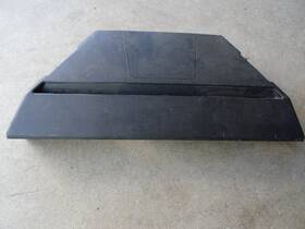 251.259.135 Volkswagon 1980-1991 Vw Vanagon Lower Vent Cover Black Oem