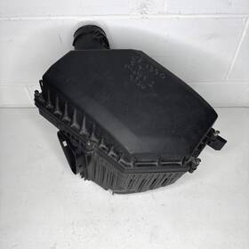 31319684 Volvo 2015-2018 S60 S80 V60 Xc60 Xc70 2.0l Air Intake Filter Box Oem