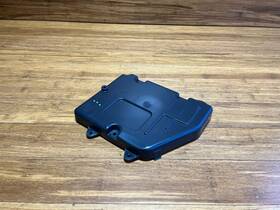 31439650 Volvo 2017-2025 S90 T5 2.0l Air Engine Intake Inlet Cleaner Lower Box Oem