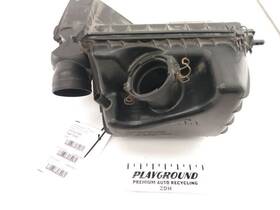 319.vo1s92 Volvo 740 Wagon Air Filter Cleaner Box Fits 85 86 87 88 89 90 91 92