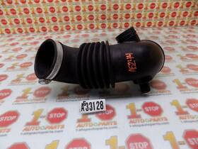 6842971 Volvo 1993-1995 850 Air Cleaner Duct Tube Oem