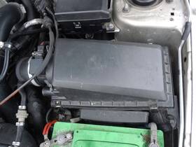 Acl-59512 Volvo 2000-2004 S40 Air Cleaner Housing Box Oem