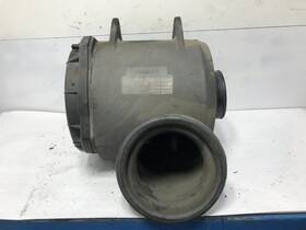 Epg150040 Volvo Wah Right/passenger Air Cleaner - Used P/n