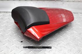 7499934 Yamaha 2007 Yzf R1 Red Rear Solo Seat