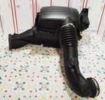 2019-26 Ram 1500 5TH Engine Air Cleaner Box Assy Oem Cover Filter Duct Holder. Fixed Price $250.00.
