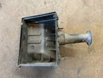 96-99 Land Rover Discovery Oem Lower Air Box Intake Filter Housing ESR3011 L17. Fixed Price $49.95.