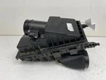 2019 - 2022 Range Rover Sport Oem 3.0L Left Engine Air Cleaner Intake Filter. Fixed Price $139.40.