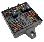 2006 Jaguar X350 XJ8 Rear Trunk Relay Fuse Box 5W9314N023BB Oem. Fixed Price $85.00.