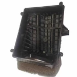 2002 Chevy Suburban 1500 5.3L Lower Air Cleaner Filter Box Chevrolet Oem. Fixed Price $50.00.