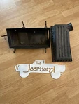 97-02 Jeep Wrangler Tj 2.5 Air Cleaner Filter Box Top / Bottom Oem F2A1. Fixed Price $89.99.