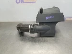 2000 Bmw Z3 Roadster 2.8L Engine Air Cleaner Intake. Fixed Price $201.88.