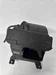 2015 - 2018 Kia Sedona Air Cleaner Box Assembly Oem 28110A9100. Fixed Price $73.00.
