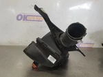 21 Bmw 750I Xdrive 4.4L Engine Air Cleaner Intake Right Passenger. Fixed Price $150.00.