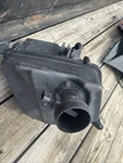 Air Cleaner Breather Assembly Box W/o Hose 3.6L 06-11 Cadillac Sts Oem Original. Fixed Price $147.25.