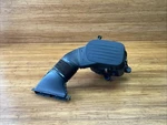 2017-2022 Maserati Levante M161 3.0L V6 Left Air Filter Box W/ Intake Hose Oem. Fixed Price $64.00.