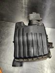 2004-2006 Suzuki XL-7 2.7L Air Cleaner Filter Box Assembly W/ Oem 13700-52D10. Fixed Price $60.00.