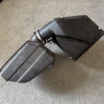 Bmw G20 G42 G21 2024 Petrol/electricity Air Filter Box 72423104 OOT18724. Fixed Price $201.47.