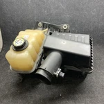 2009 To 2010 Ford Expedition Air Intake Cleaner Box Coolant Bottle F3918 DG1. Fixed Price $45.00.