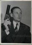 1943 Press Photo 2ND Officer George Cronk Recommended Receive The Merchant. Fixed Price $24.99.