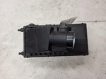 20 21 22 23 24 25, Land Rover Discovery, Left Air Cleaner Box, 3.0L, Oem. Fixed Price $199.99.
