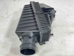 2017 - 2025 Alfa Romeo Giulia 2.0L Turbo Air Cleaner Box Assembly 50546941 Oem. Fixed Price $71.20.