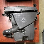 2012-2017 Fiat 500 1.4L Air Cleaner Intake Filter Box Assembly W/ Hose Oem. Fixed Price $69.99.